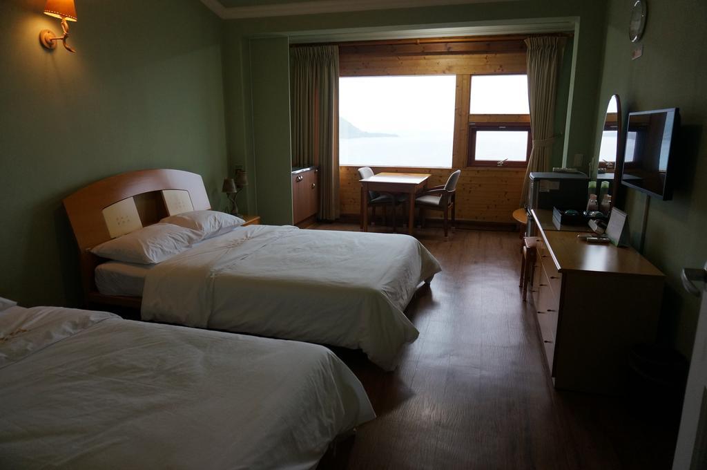 Park Beach Hotel Jeju Phòng bức ảnh