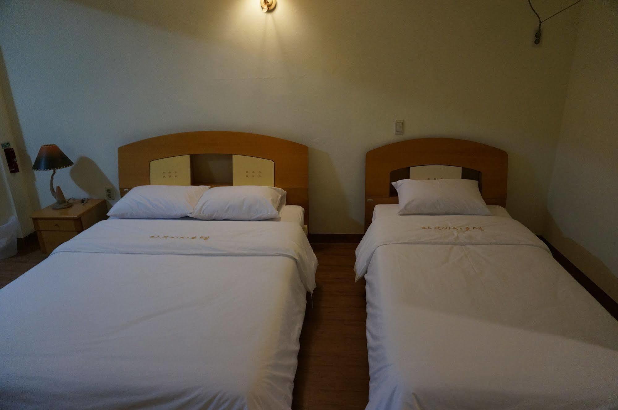Park Beach Hotel Jeju Ngoại thất bức ảnh